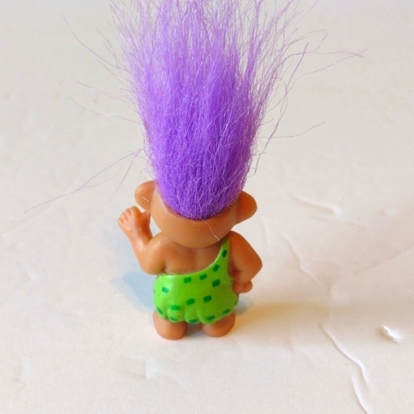 Vintage Soma Caveman Troll PVC Figure Wild Purple Hair Green Leotard - Picture 2 of 8